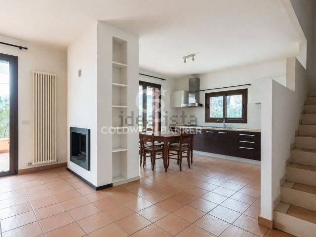 Appartamento in vendita di 118 m² in Via Serra di Sotto, 38