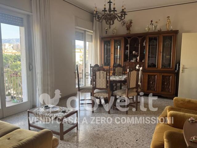 Appartamento in vendita di 118 m² in Via Palmi, 16