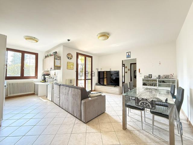 Appartamento in vendita di 118 m² in Via Paolo Fabbri