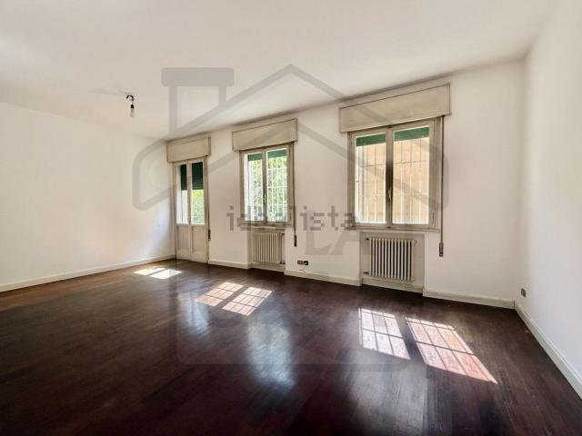 Appartamento in vendita di 118 m² in Via Paolo Thaon di Revel