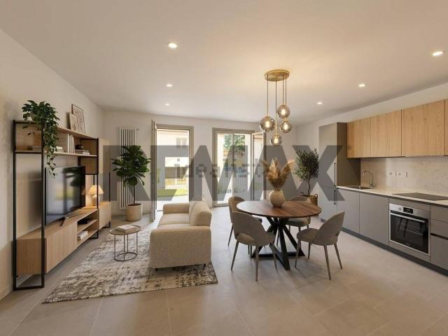 Appartamento in vendita di 118 m² in Via Pio Riego Gambini, 12