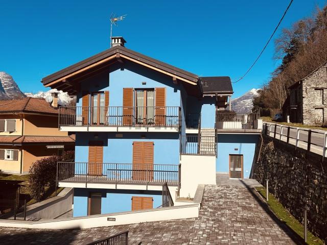 Appartamento in vendita di 118 m² in Via Provinciale Alta, 28