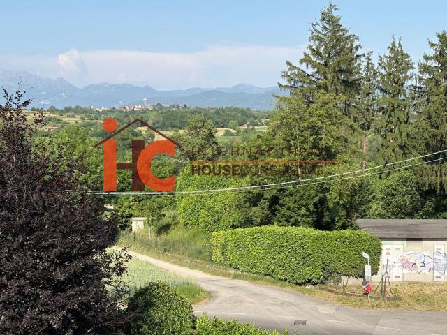 Appartamento in vendita di 118 m² in Via Roma