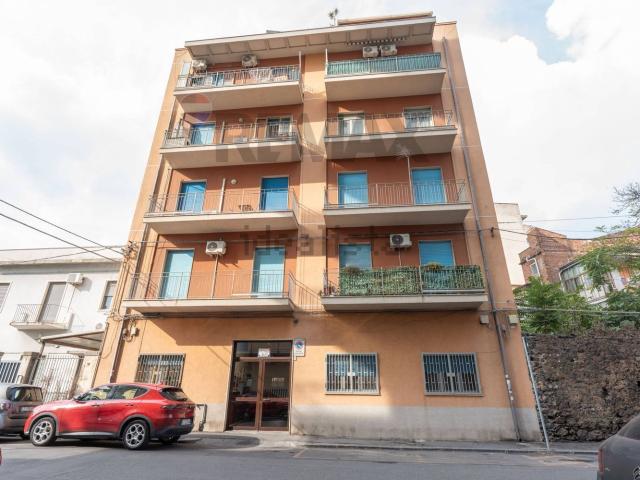 Appartamento in vendita di 118 m² in Via Riccardo Quartararo, 2