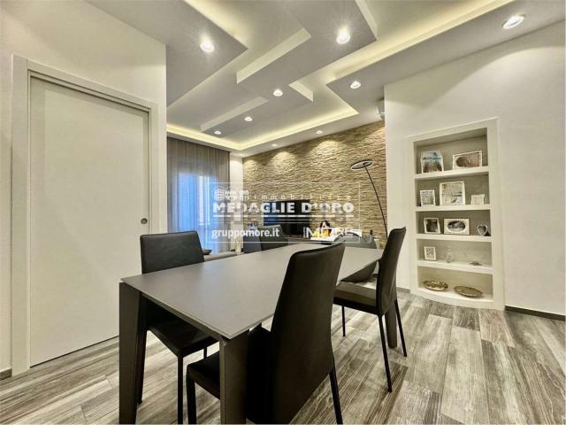 Appartamento in vendita di 118 m² in Via Vignolese, 164