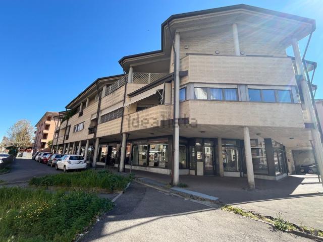 Appartamento in vendita di 118 m² in Viale della Rimembranza, 64