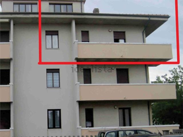Appartamento in vendita di 118 m² in Viale delle Regioni, 64
