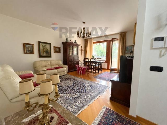 Appartamento in vendita di 118 m² in Viale Luigi Einaudi, 15