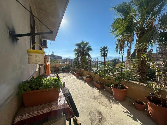 Appartamento in vendita di 118 m² in Vico Ciccarello, 30