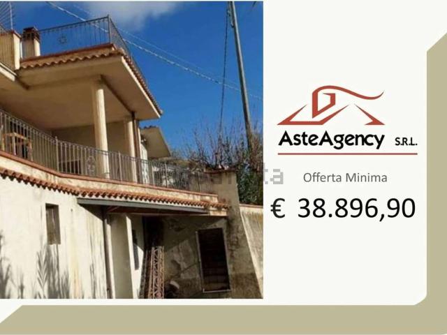 Appartamento in vendita di 118 m² in Contrada Fonterossi