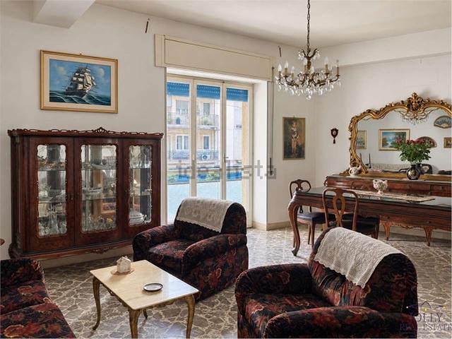 Appartamento in vendita di 118 m² in Corso Gelone
