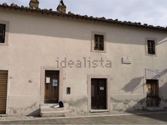 Appartamento in vendita di 118 m² in Piazza Punto Panfili