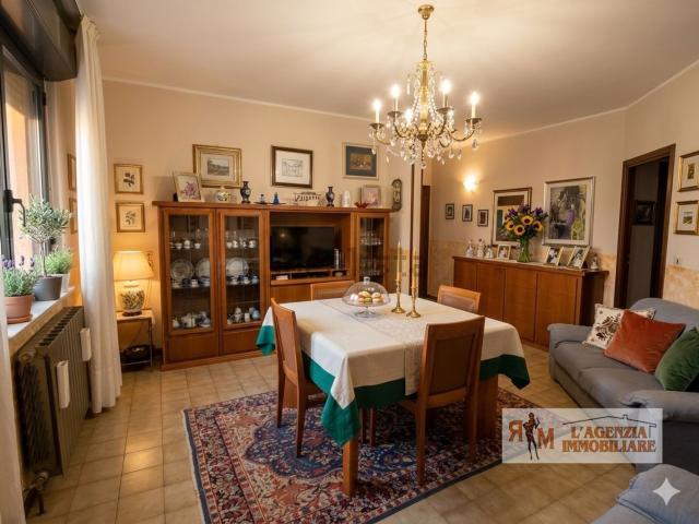 Appartamento in vendita di 119 m² in Via Casali Pacelli