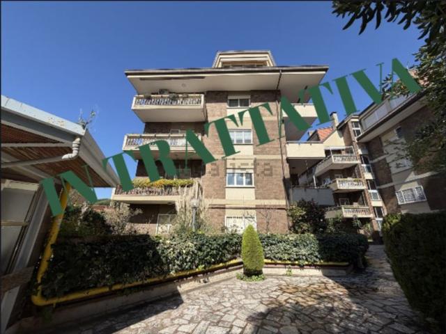 Appartamento in vendita di 119 m² in Via Cassani