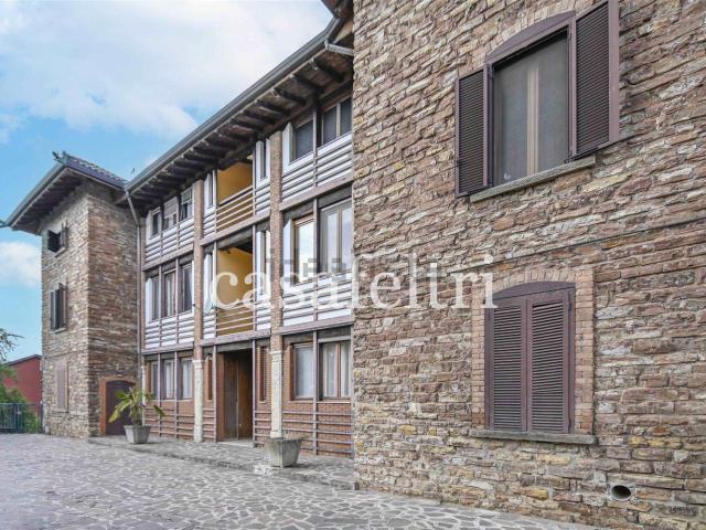Appartamento in vendita di 119 m² in Via Aminella