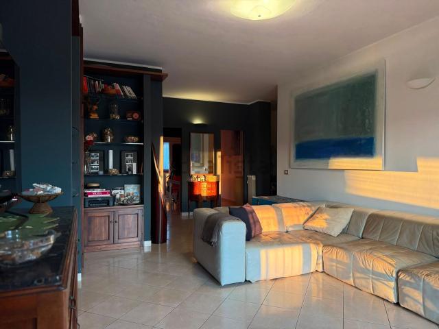Appartamento in vendita di 119 m² in Via Giovanni Prati