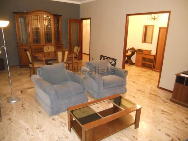 Appartamento in vendita di 119 m² in Via degli Orti Romani
