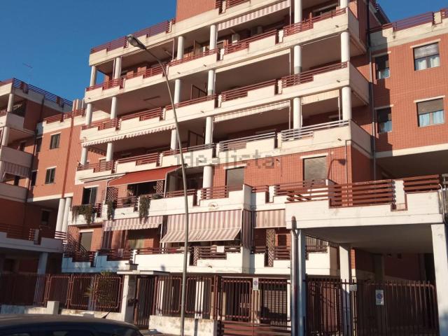 Appartamento in vendita di 119 m² in Via Fortore, 45