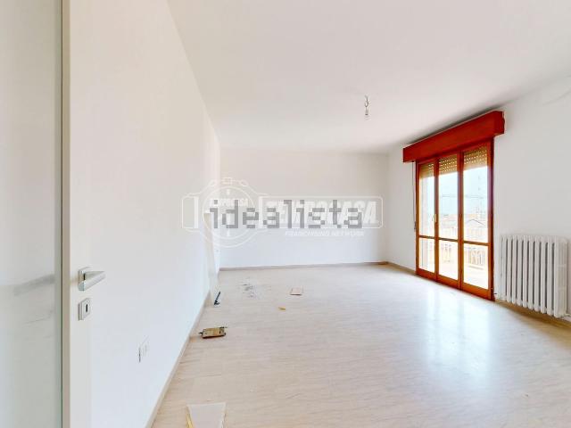 Appartamento in vendita di 119 m² in Via Fratelli Rosselli