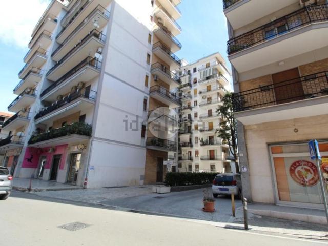 Appartamento in vendita di 119 m² in Via Luigi de Michele, 54