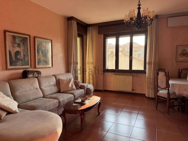 Appartamento in vendita di 119 m² in Via Mosè Bianchi, 22
