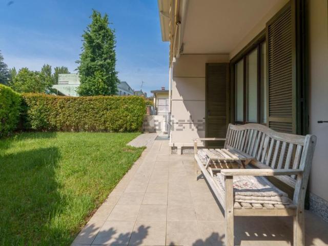 Appartamento in vendita di 119 m² in Via San Bernardino da Siena, 9