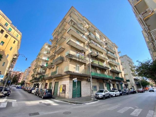 Appartamento in vendita di 119 m² in Via Pietro del Pezzo