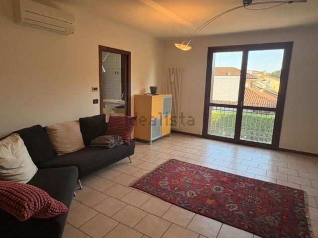 Appartamento in vendita di 119 m² in Via Vittorio Alfieri