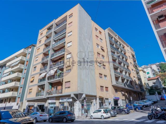 Appartamento in vendita di 119 m² in Via Zeffirino Pisoni, 4