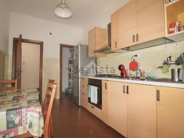 Appartamento in vendita di 119 m² in Viale G. Marconi, 270