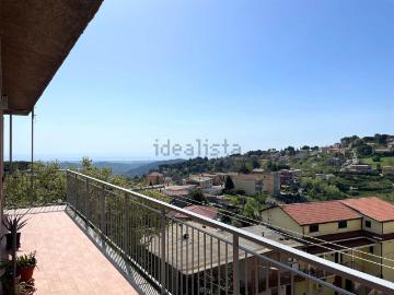 Appartamento in vendita di 119 m² in Viale Giovanni XXIII, 14