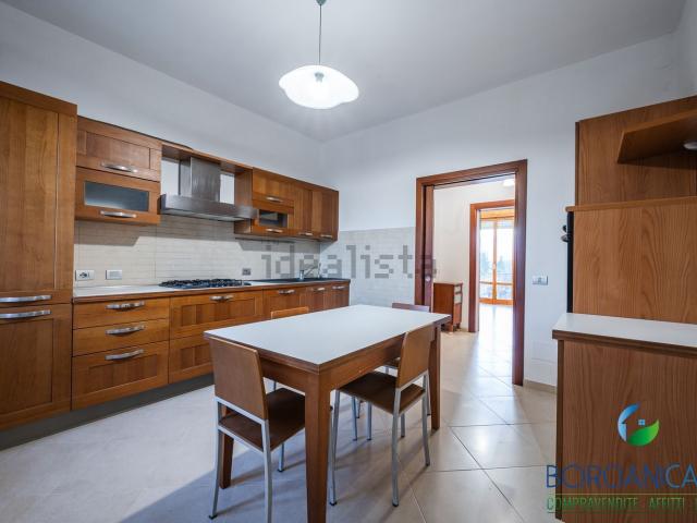 Appartamento in vendita di 119 m² in Strada Morane, 757