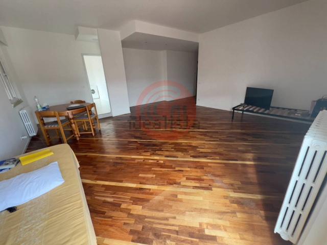 Appartamento in vendita di 119 m² in Strada Statale 4 Via Salaria