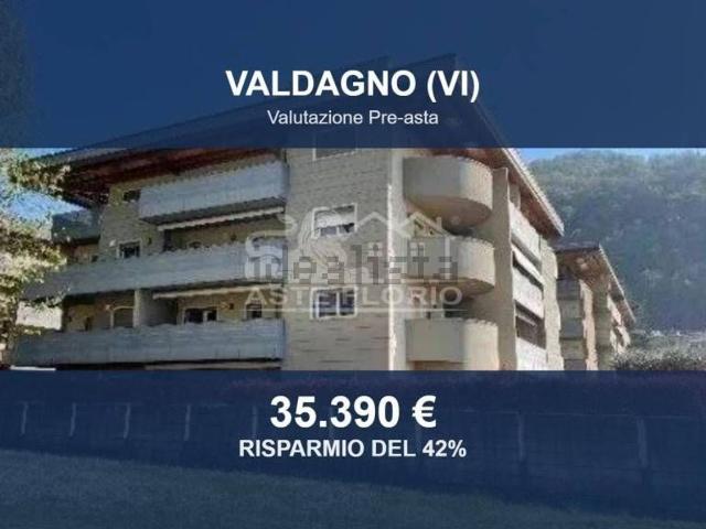 Appartamento in vendita di 1200 m² in Via Giovanni Soster, 1