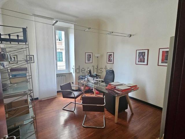 Appartamento in vendita di 120 m² in Via Montenotte