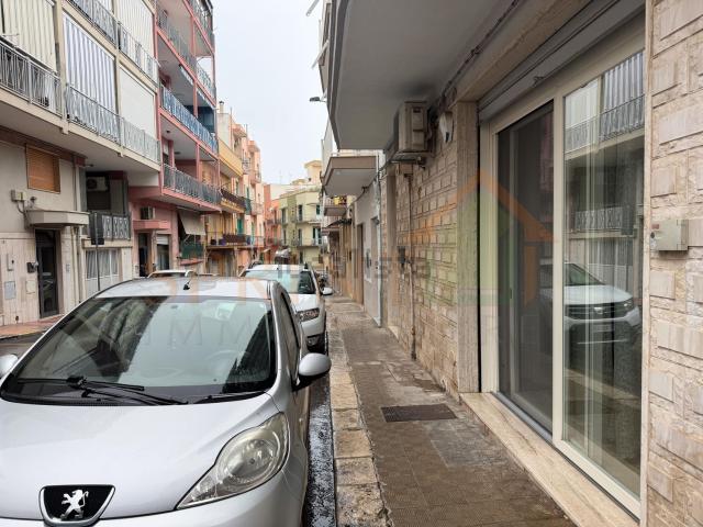 Appartamento in vendita di 120 m² in Via Conte Carlo Sforza