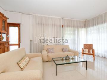 Appartamento in vendita di 120 m² in Via Cornella, 6