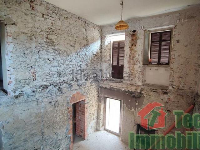 Appartamento in vendita di 120 m² in Via Costaccia