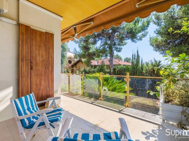 Appartamento in vendita di 120 m² in Via Cavalieri di Rodi, 16