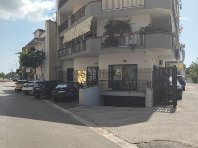 Appartamento in vendita di 120 m² in Via Cairoli