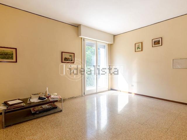 Appartamento in vendita di 120 m² in Via Calatafimi