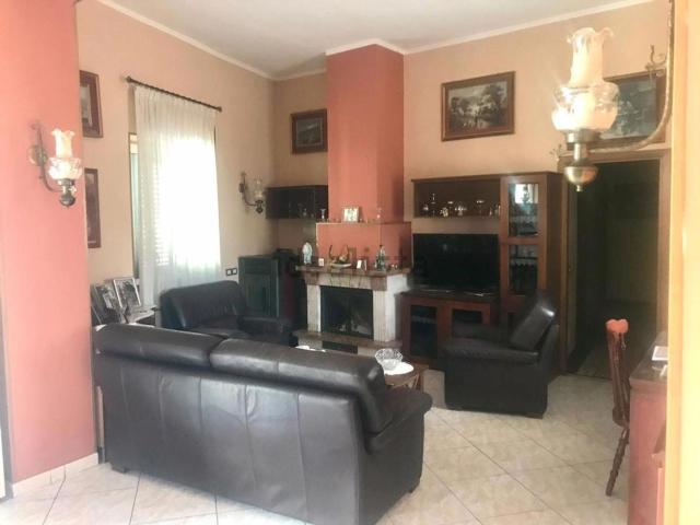 Appartamento in vendita di 120 m² in Via Camillo Cucca