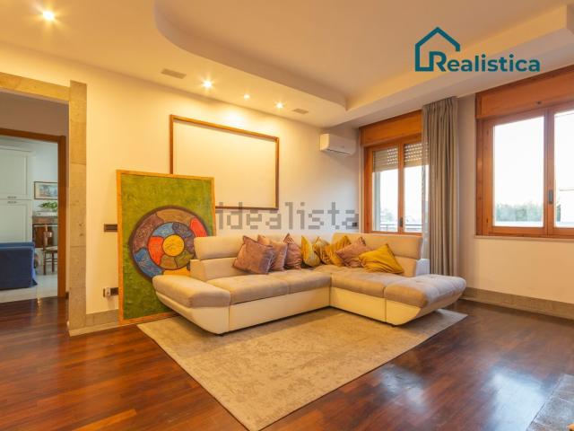 Appartamento in vendita di 120 m² in Via Canelles