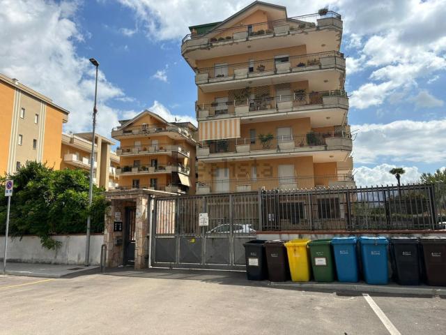 Appartamento in vendita di 120 m² in Via Cardinale Ascalesi Alessio, 2