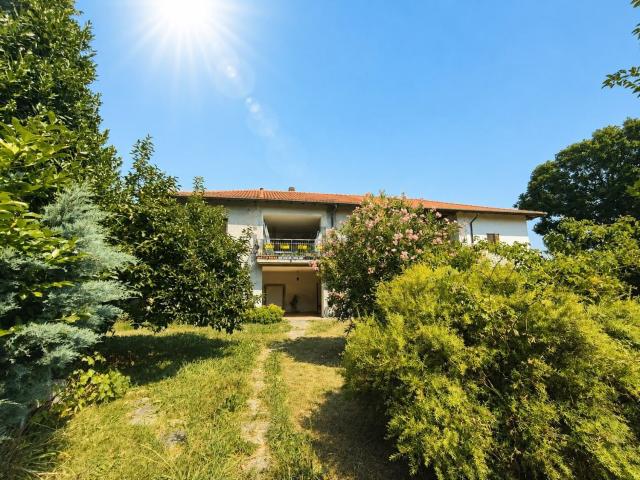 Appartamento in vendita di 120 m² in Via Cascina Tuss, 1