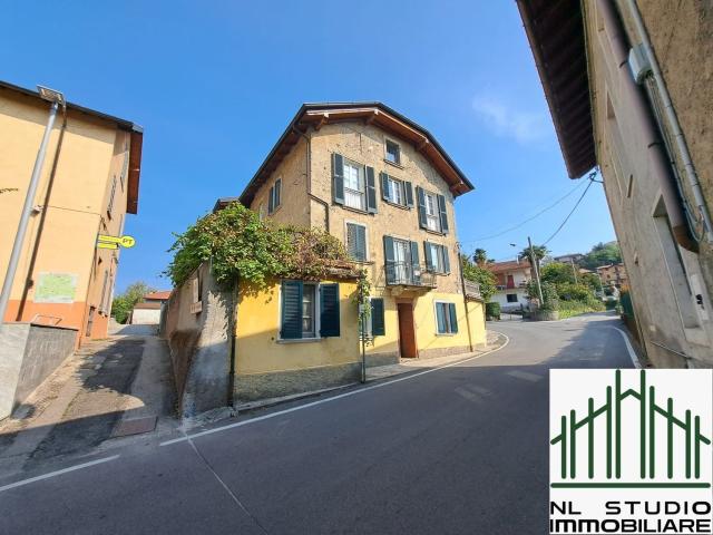 Appartamento in vendita di 120 m² in Via Castello