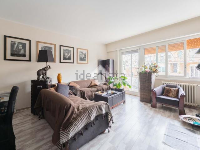 Appartamento in vendita di 120 m² in Via Cecilio Stazio, 24