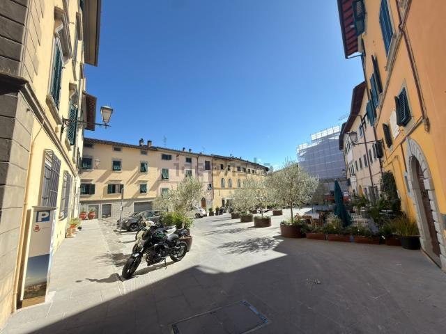 Appartamento in vendita di 120 m² in Via Cesare Battisti, 4