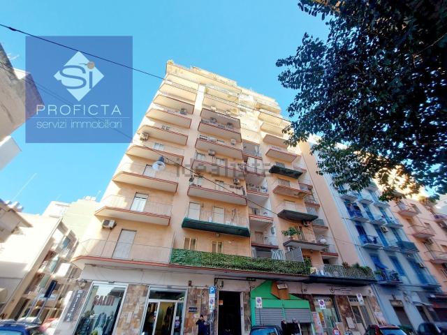 Appartamento in vendita di 120 m² in Via Cesare Battisti