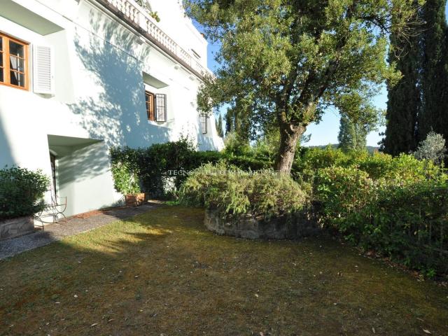 Appartamento in vendita di 120 m² in Via Chiantigiana per Ferrone, 107